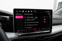 Volkswagen Golf 85kW thumbnail
