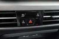 Volkswagen Golf 85kW thumbnail