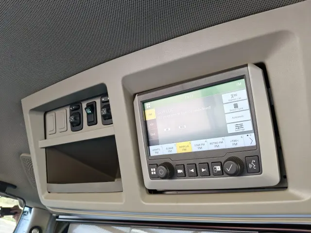 Image of John Deere 8RX 410 e23 308kW