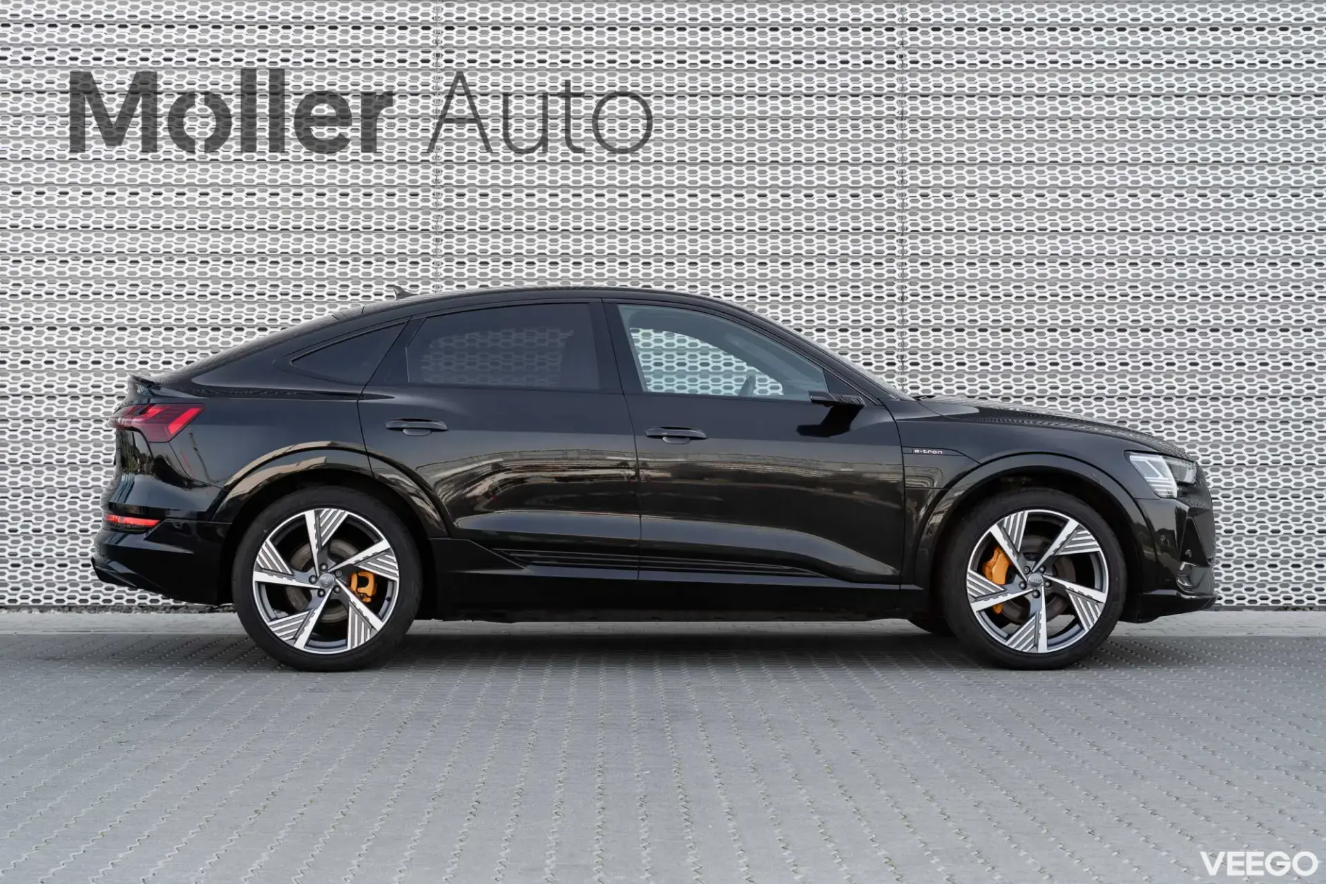 Audi e-tron 300kW