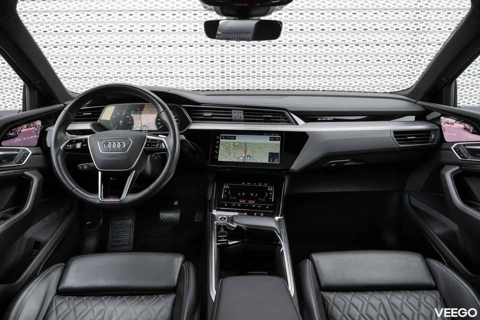 Audi e-tron 300kW