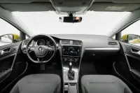 Volkswagen Golf 96kW thumbnail