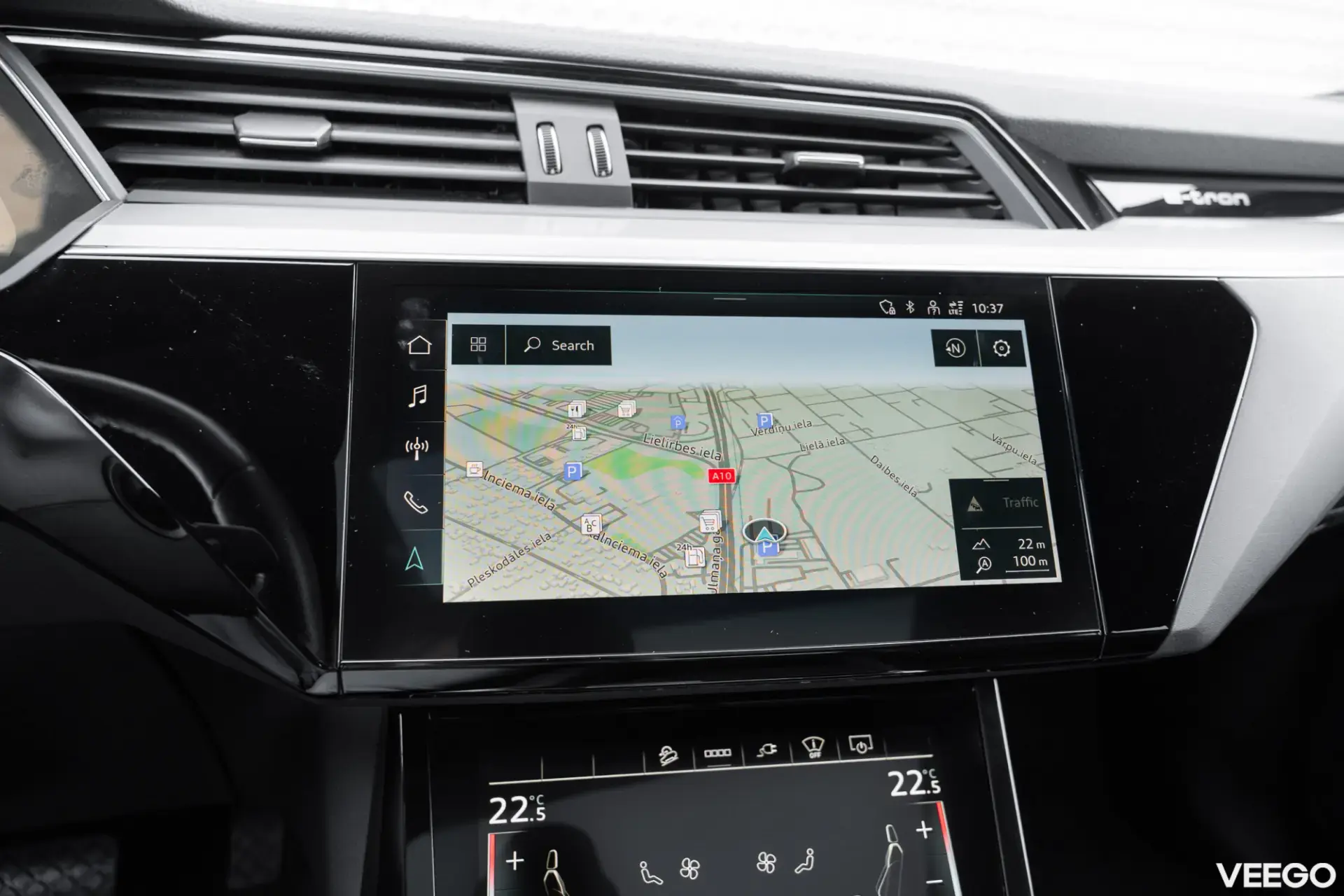 Audi e-tron 300kW