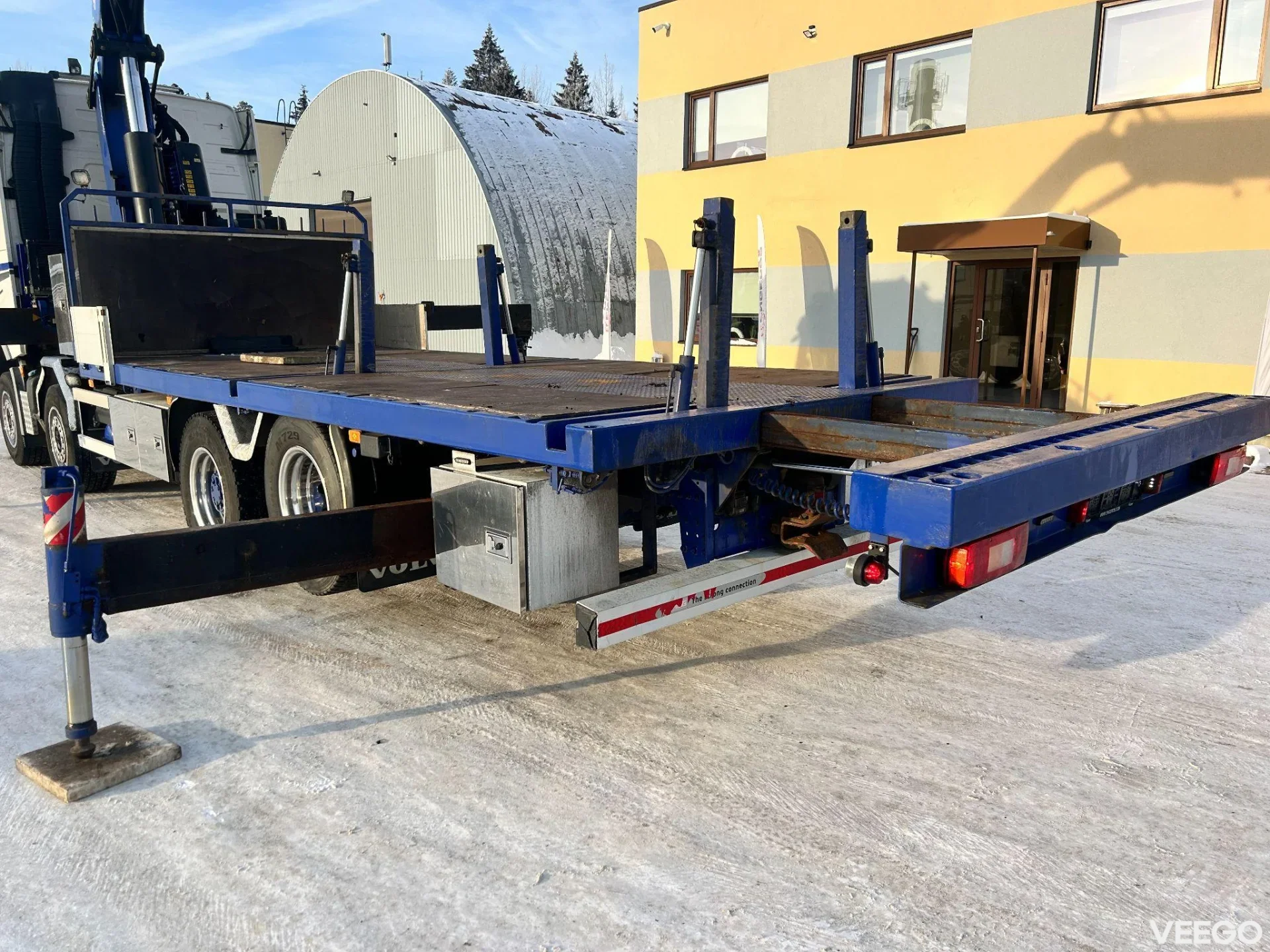 Volvo FH550 8X2 EURO6 + FASSI F660 + JIB 413kW