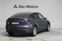 Tesla Model Y Long Range Dual Motor AWD 153kW thumbnail