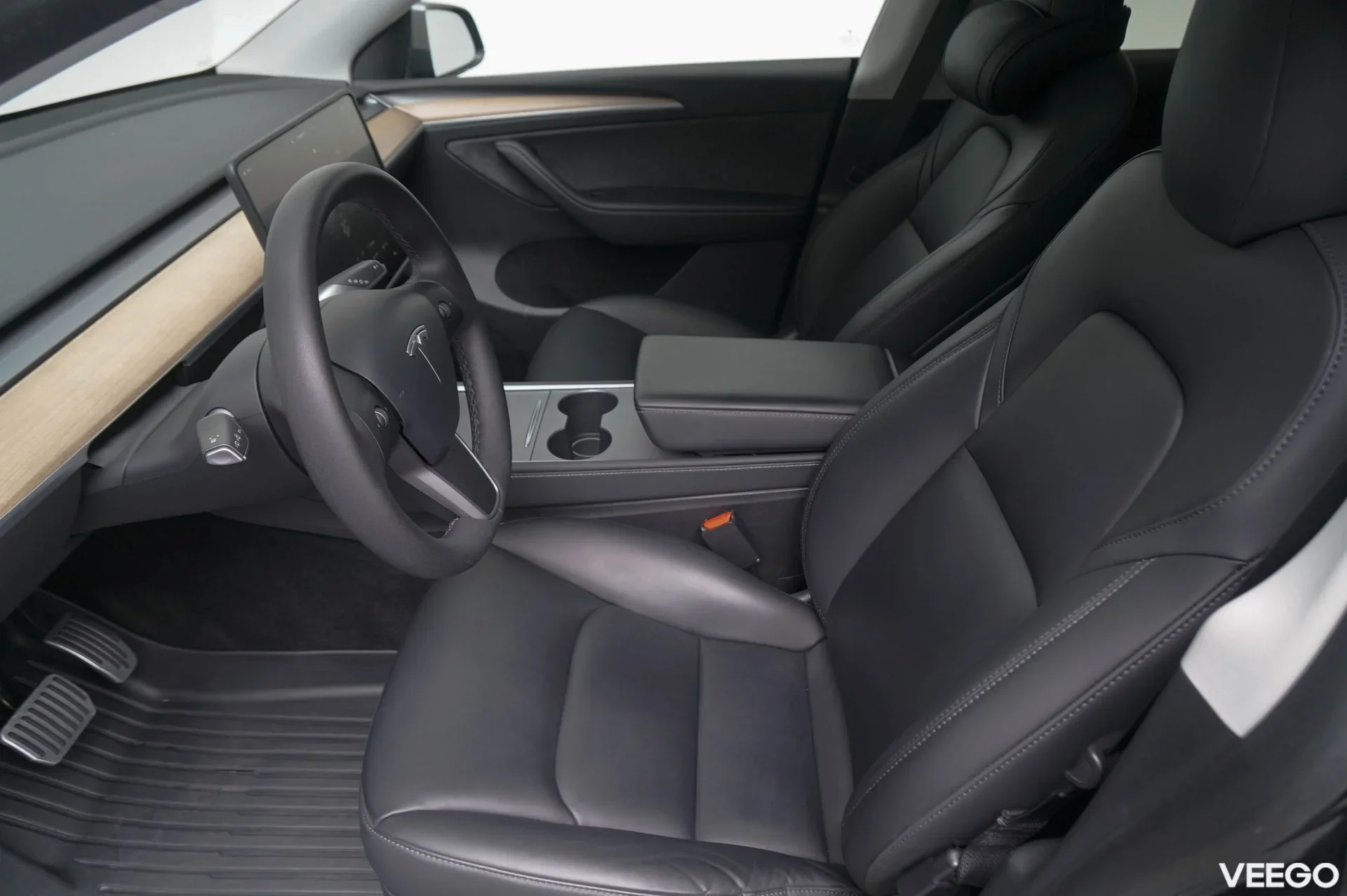 Tesla Model Y Long Range Dual Motor AWD 153kW