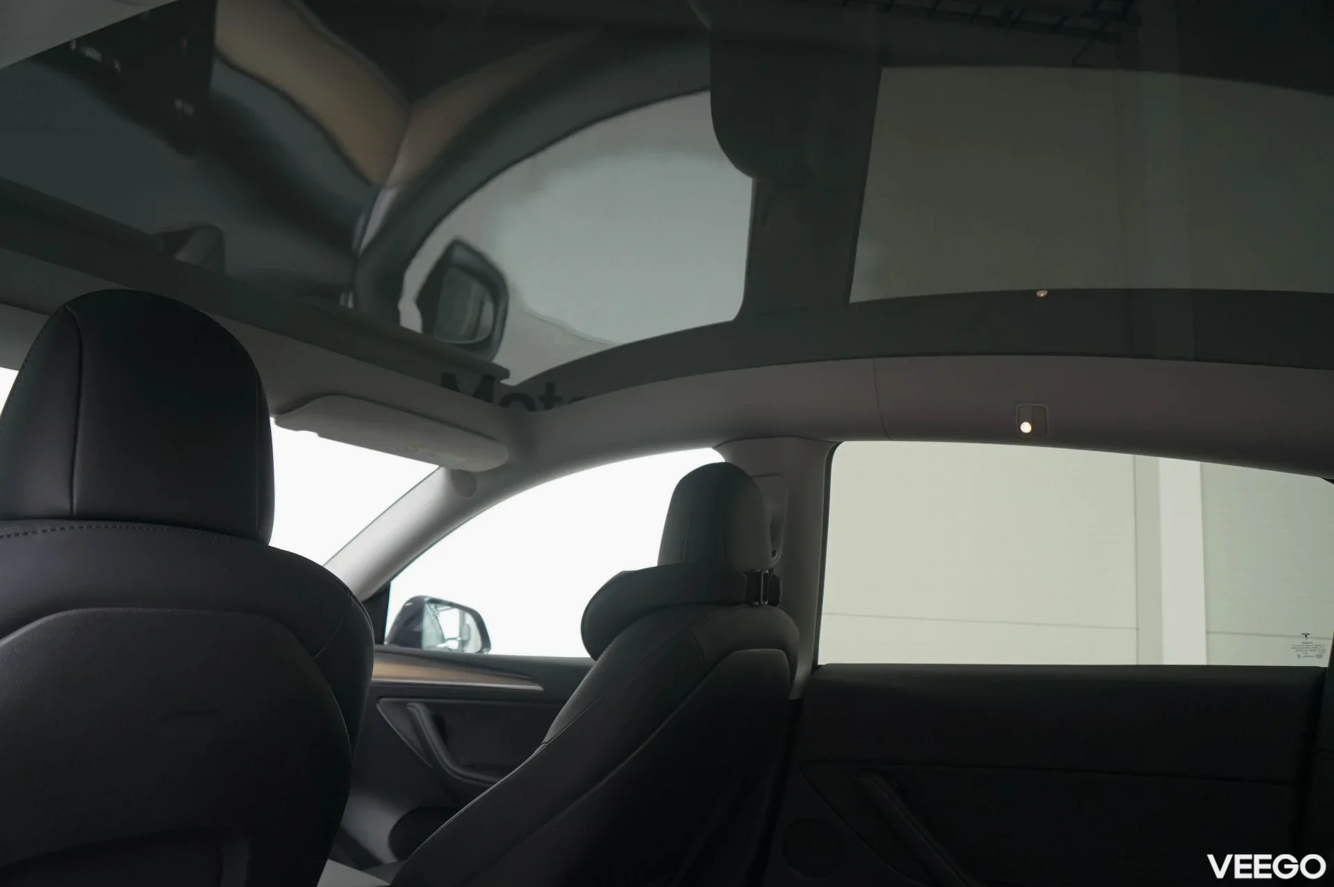 Tesla Model Y Long Range Dual Motor AWD 153kW