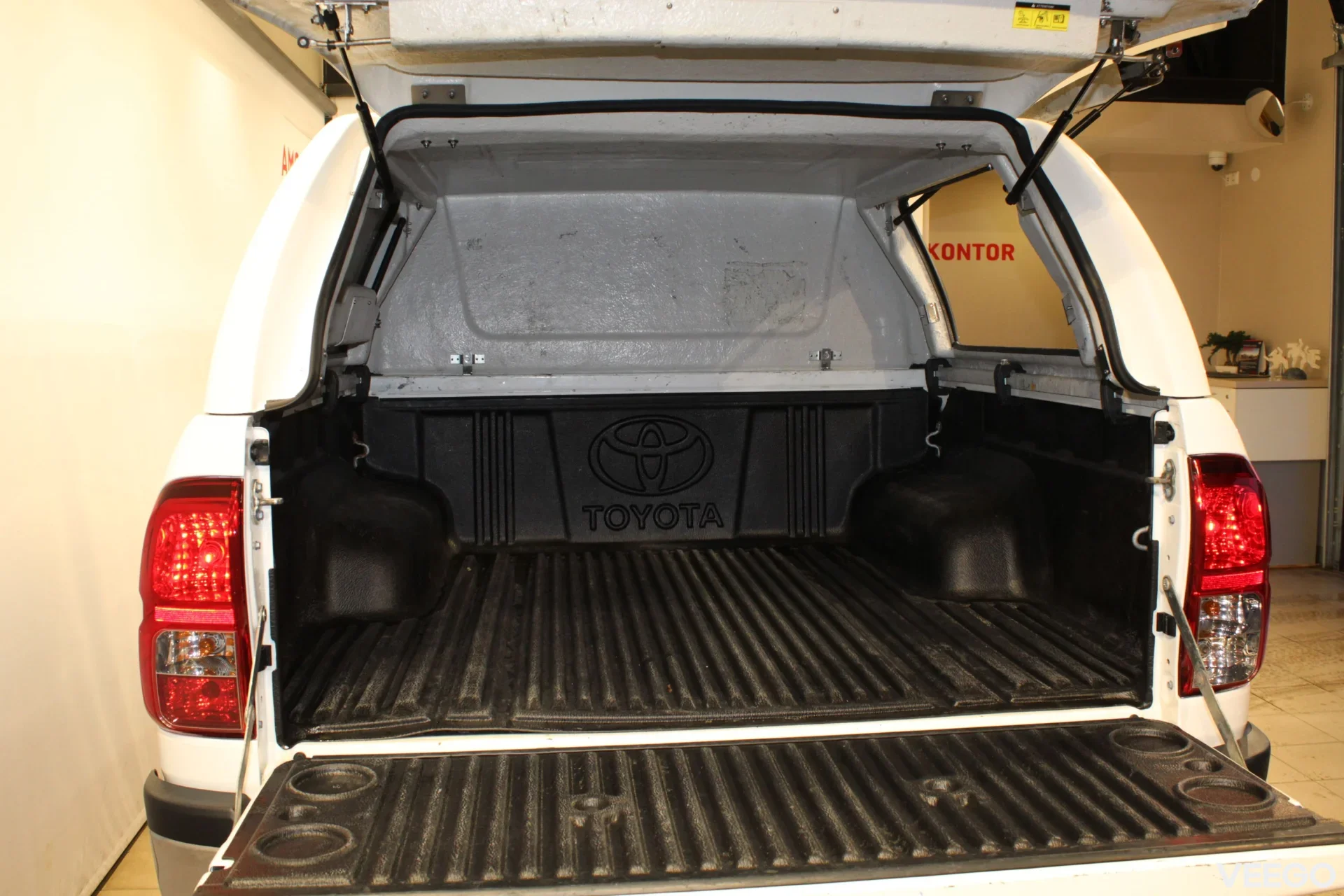 Toyota Hilux Double Cab Active 4WD N1 2.4 110kW