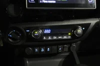 Toyota Hilux Double Cab Active 4WD N1 2.4 110kW thumbnail