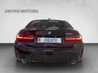 BMW 330 - 2 215kW thumbnail