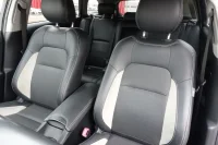 Toyota Avensis Touring Sports Executive EU6 2 105kW thumbnail