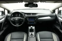 Toyota Avensis Touring Sports Executive EU6 2 105kW thumbnail