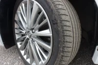 Toyota Avensis Touring Sports Executive EU6 2 105kW thumbnail