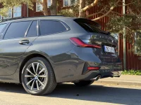 BMW 330 xDrive Plug-in Hybrid 2.0 135kW thumbnail