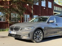 BMW 330 xDrive Plug-in Hybrid 2.0 135kW thumbnail