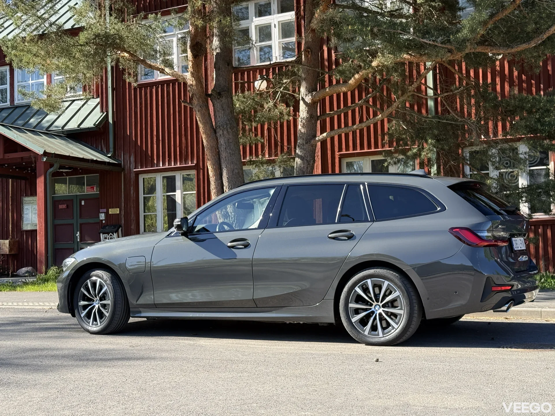 BMW 330 xDrive Plug-in Hybrid 2.0 135kW