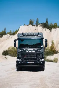 SCANIA G 410 XT 4x4 FULLY EQUIPPED EXPEDITION TRUCK 302kW thumbnail
