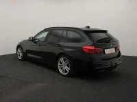 BMW 320 2 140kW thumbnail