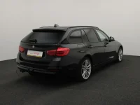 BMW 320 2 140kW thumbnail