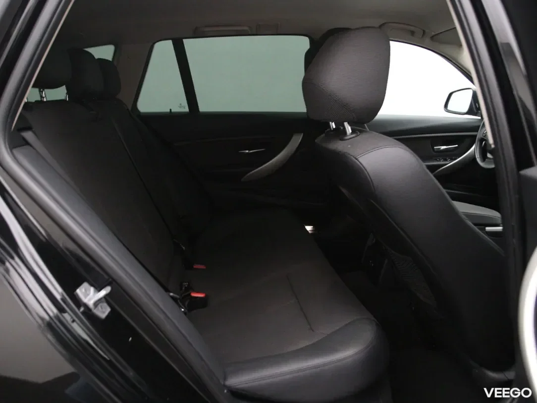 BMW 320 2 140kW