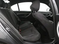 BMW 320 2 135kW thumbnail