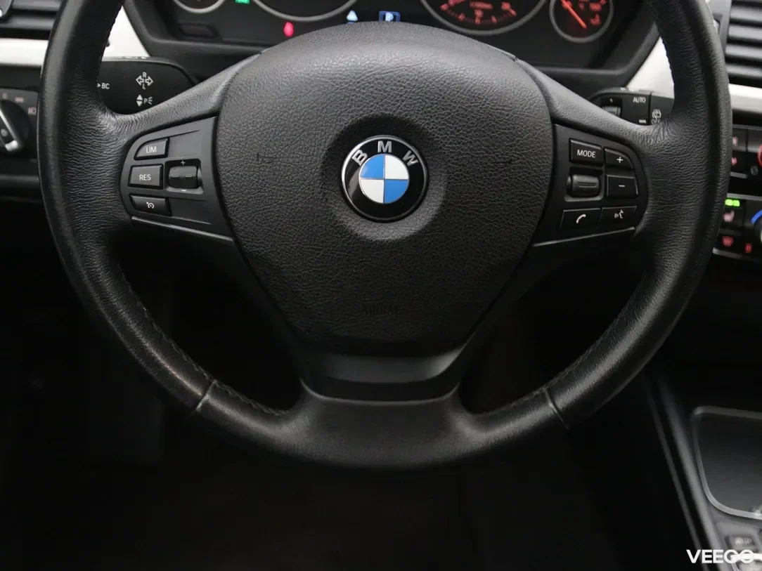 BMW 320 2 140kW