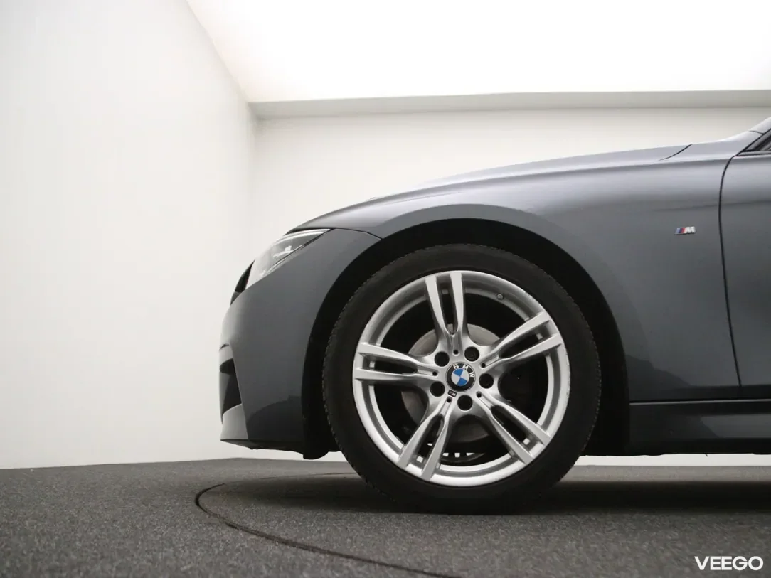 BMW 320 2 135kW