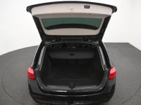 BMW 320 2 140kW thumbnail