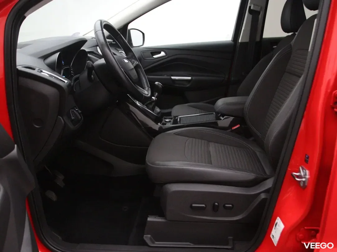 Ford Kuga 1.5 110kW