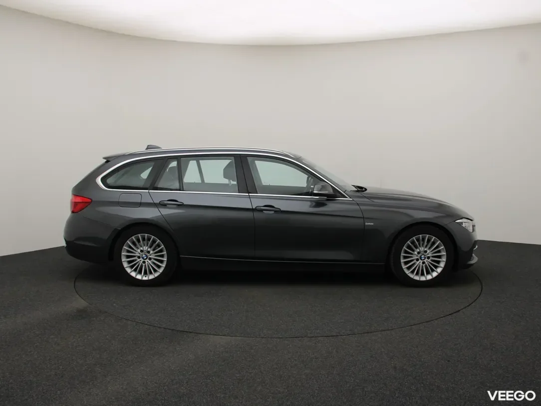BMW 320 2 120kW