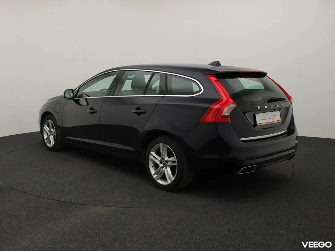 Volvo V60 2.4 162kW