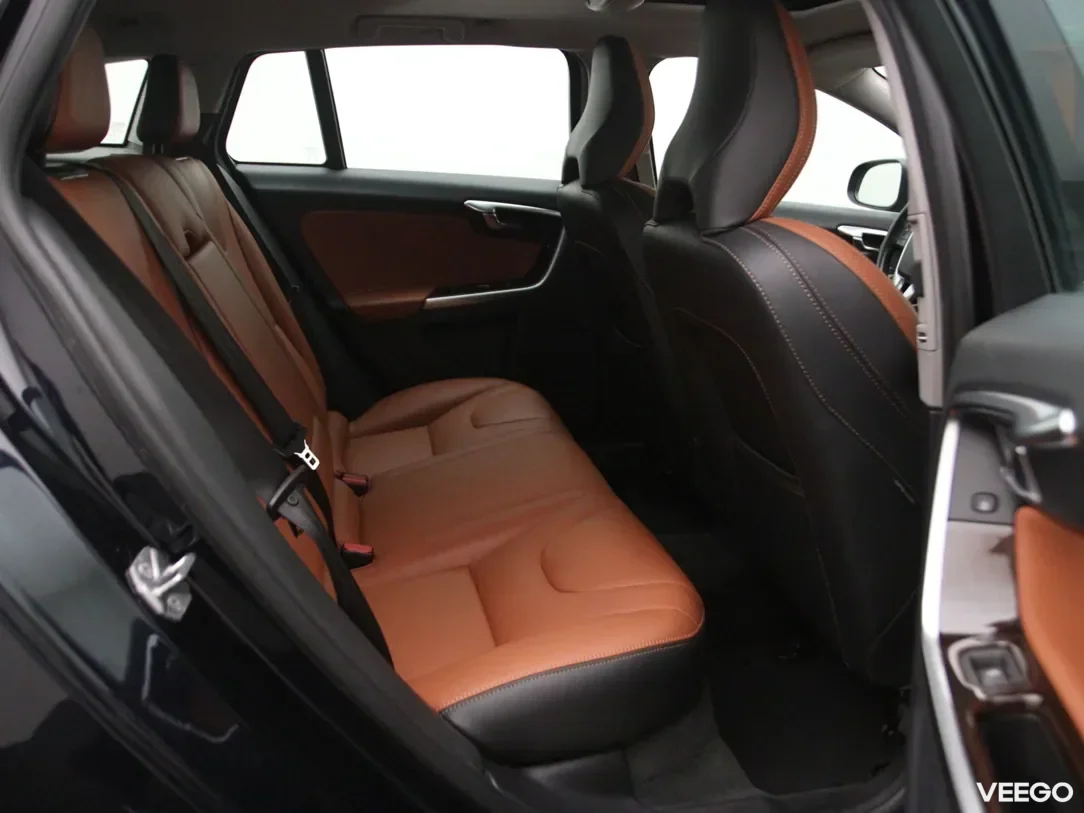 Volvo V60 2.4 162kW