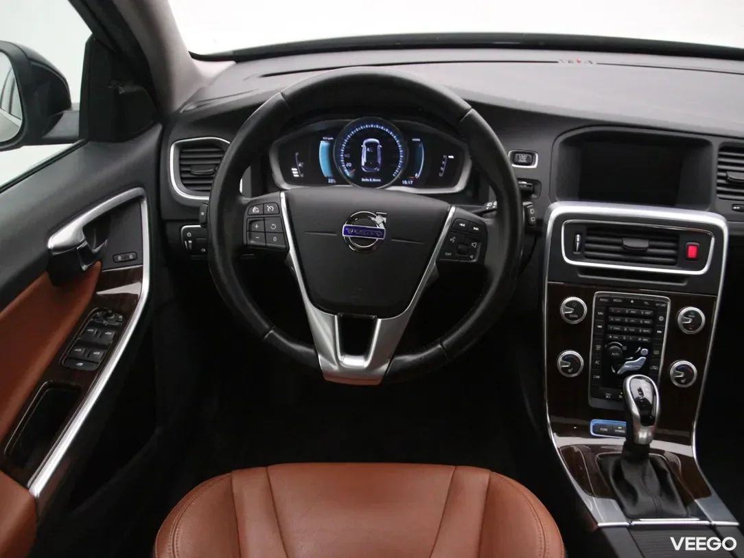 Volvo V60 2.4 162kW