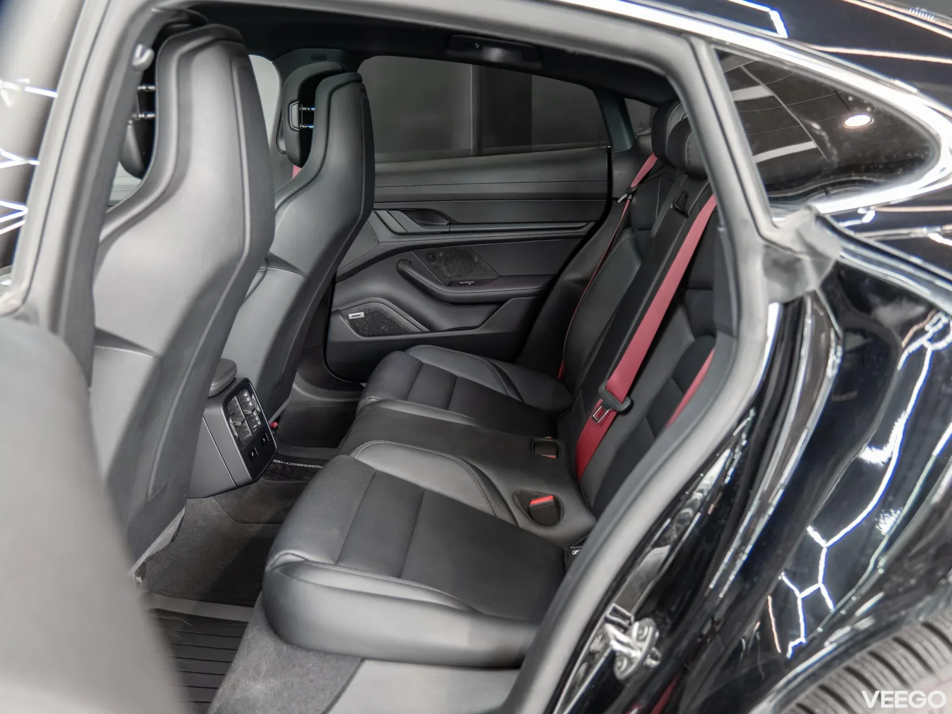 Porsche Taycan 420kW