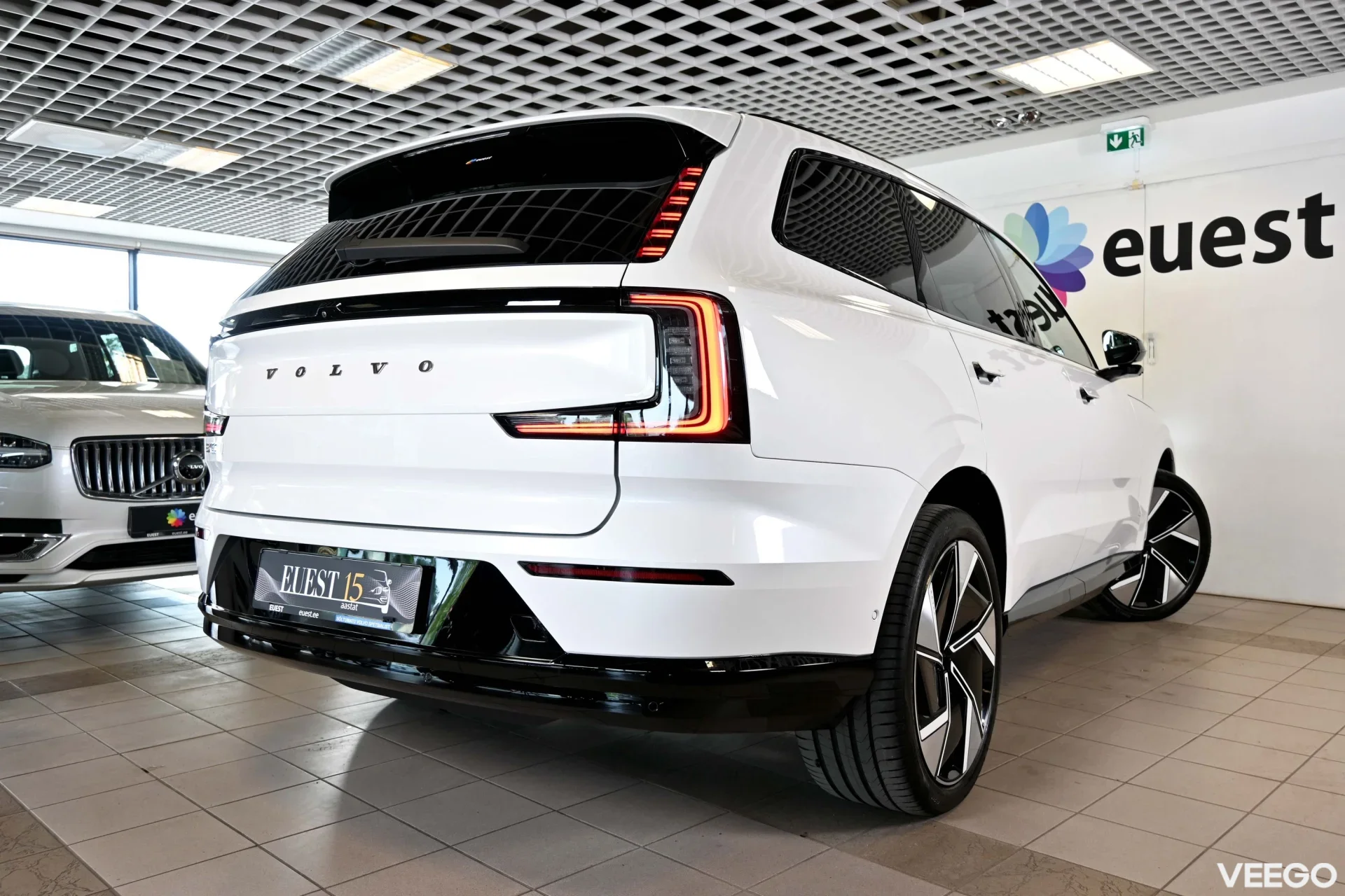 Volvo EX90 AWD B&W LUXURY ULTRA PERFORMANCE FULL 380kW