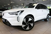 Volvo EX90 AWD B&W LUXURY ULTRA PERFORMANCE FULL 380kW thumbnail