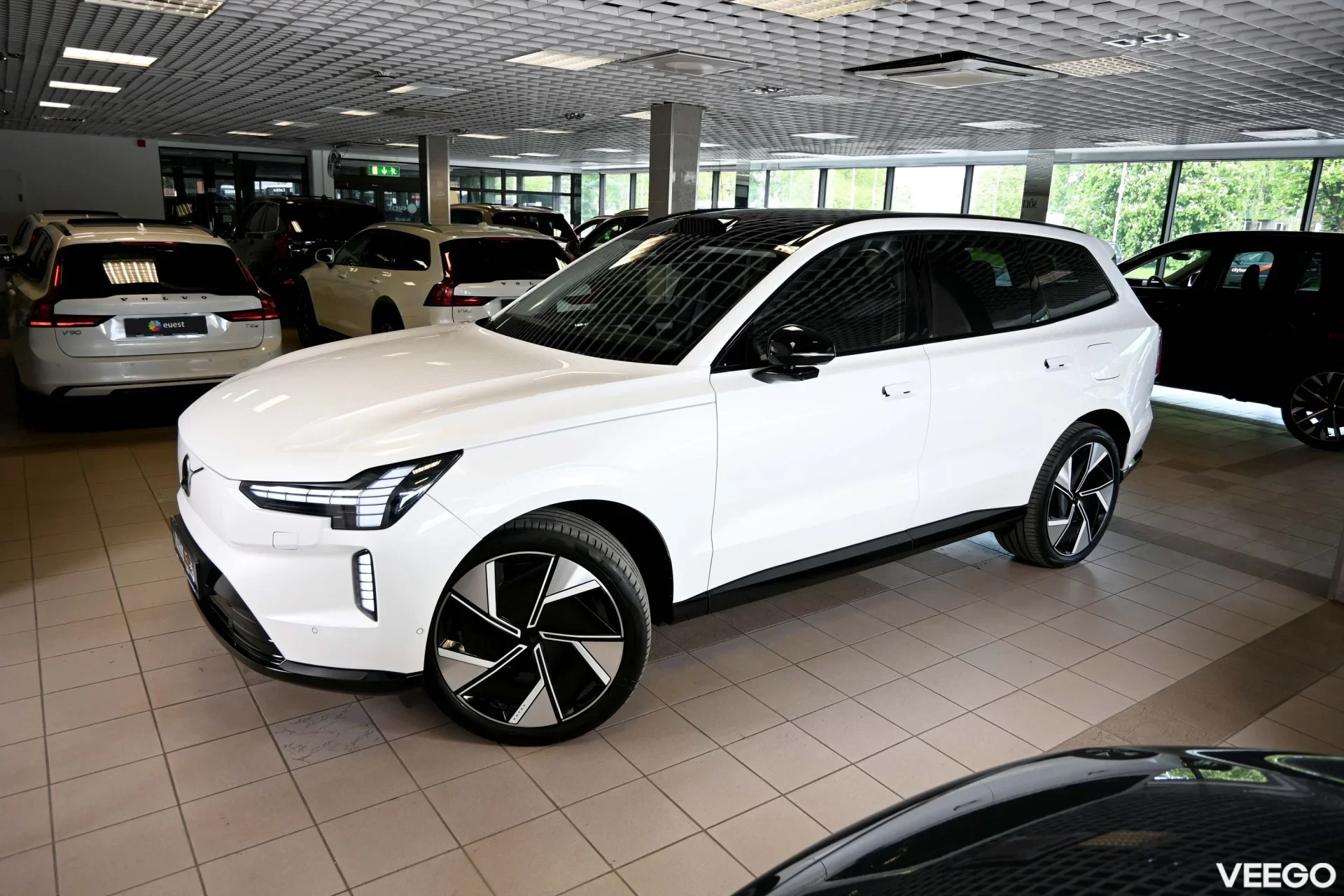 Volvo EX90 AWD B&W LUXURY ULTRA PERFORMANCE FULL 380kW