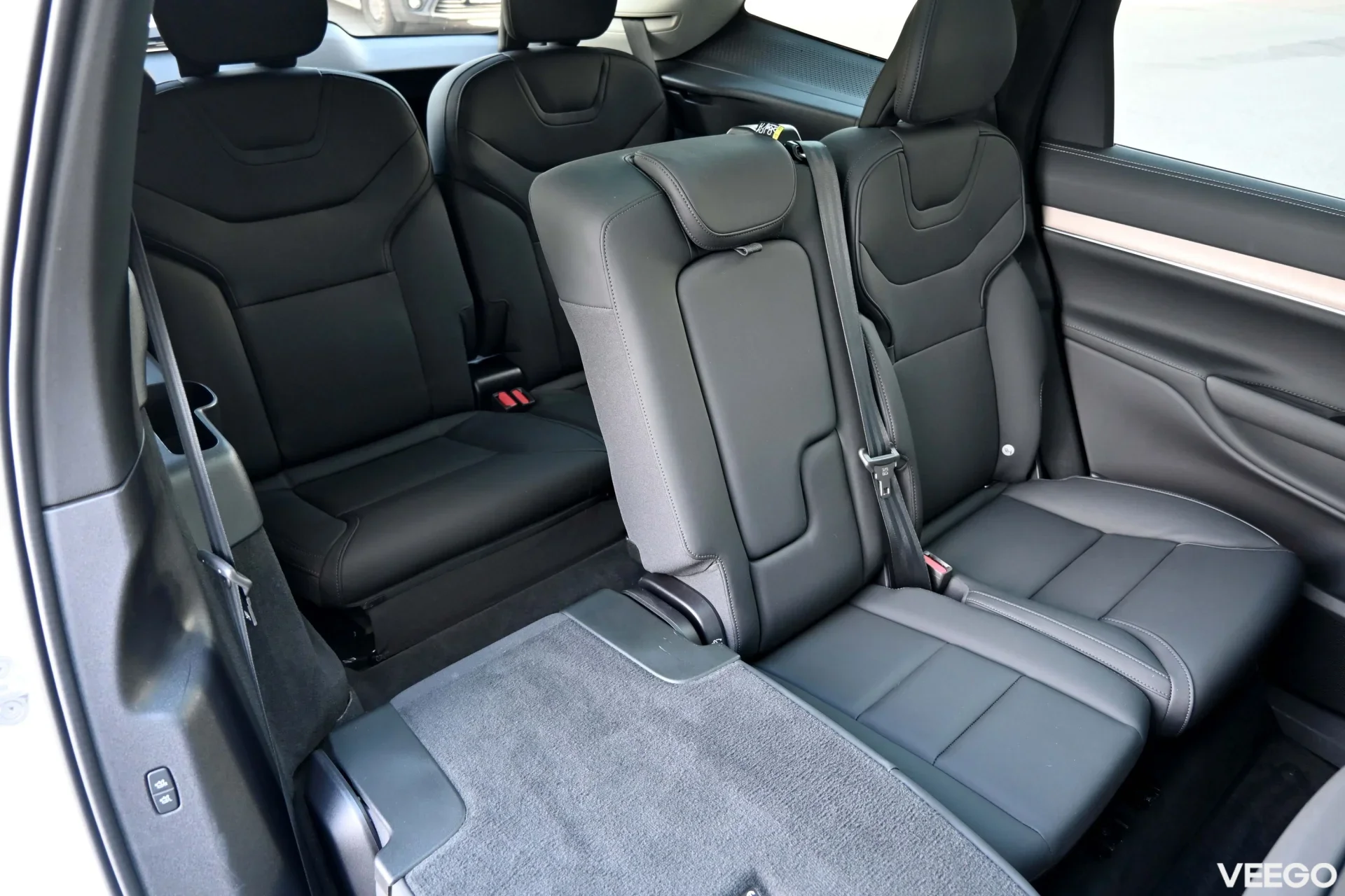 Volvo EX90 AWD B&W LUXURY ULTRA PERFORMANCE FULL 380kW
