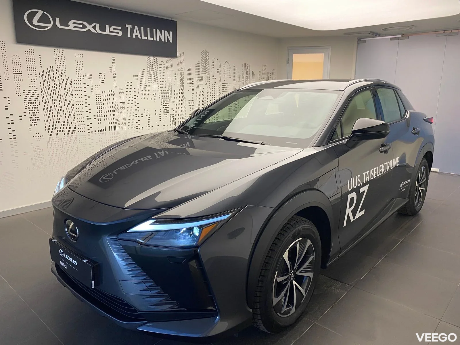 Lexus RZ 300e 73kW