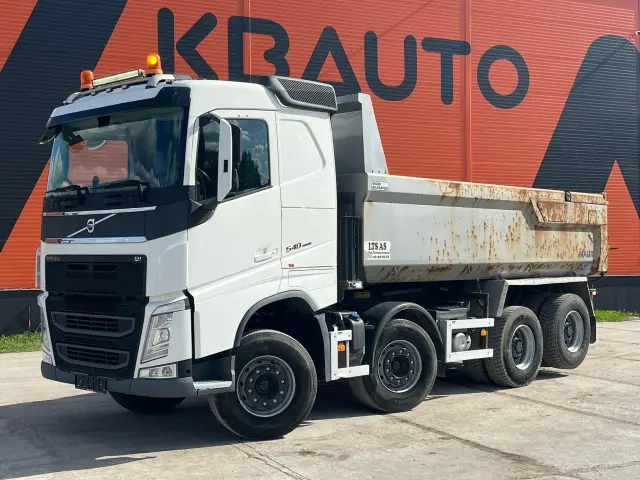 Image of Volvo FH 540 8x4 RETARDER / TANDEM AXLE LIFT / BOX L=5501 mm 405kW