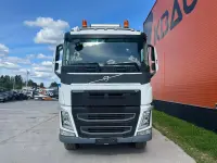 Volvo FH 540 8x4 RETARDER / TANDEM AXLE LIFT / BOX L=5501 mm 405kW thumbnail