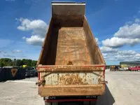 Volvo FH 540 8x4 RETARDER / TANDEM AXLE LIFT / BOX L=5501 mm 405kW thumbnail