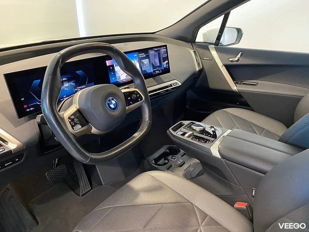 BMW iX xDrive50 4,95% ränta Keyless Adaptiv Farthållare H/K