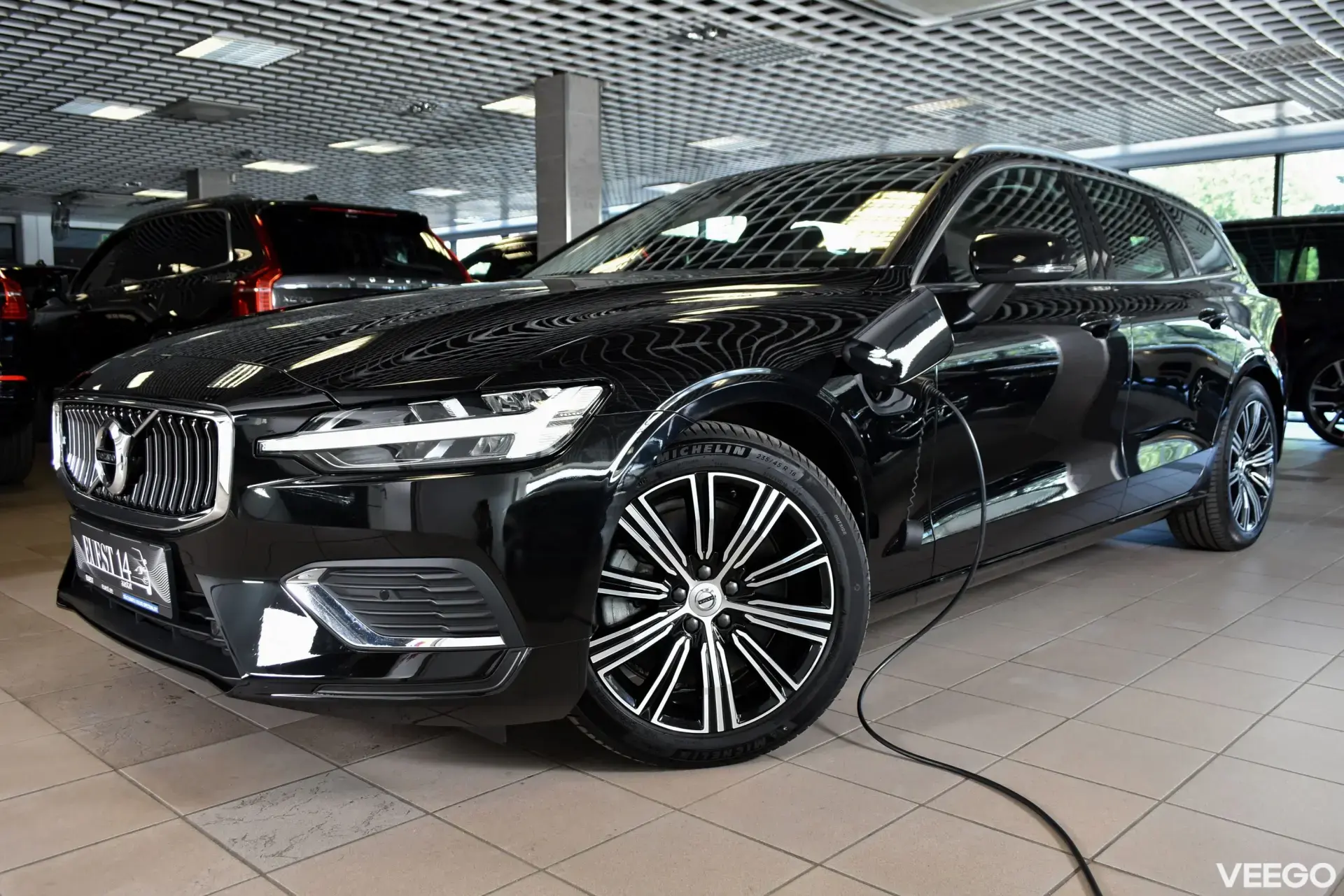 Volvo V60 AWD INSCRIPTION XENIUM INTELLI 2 251kW