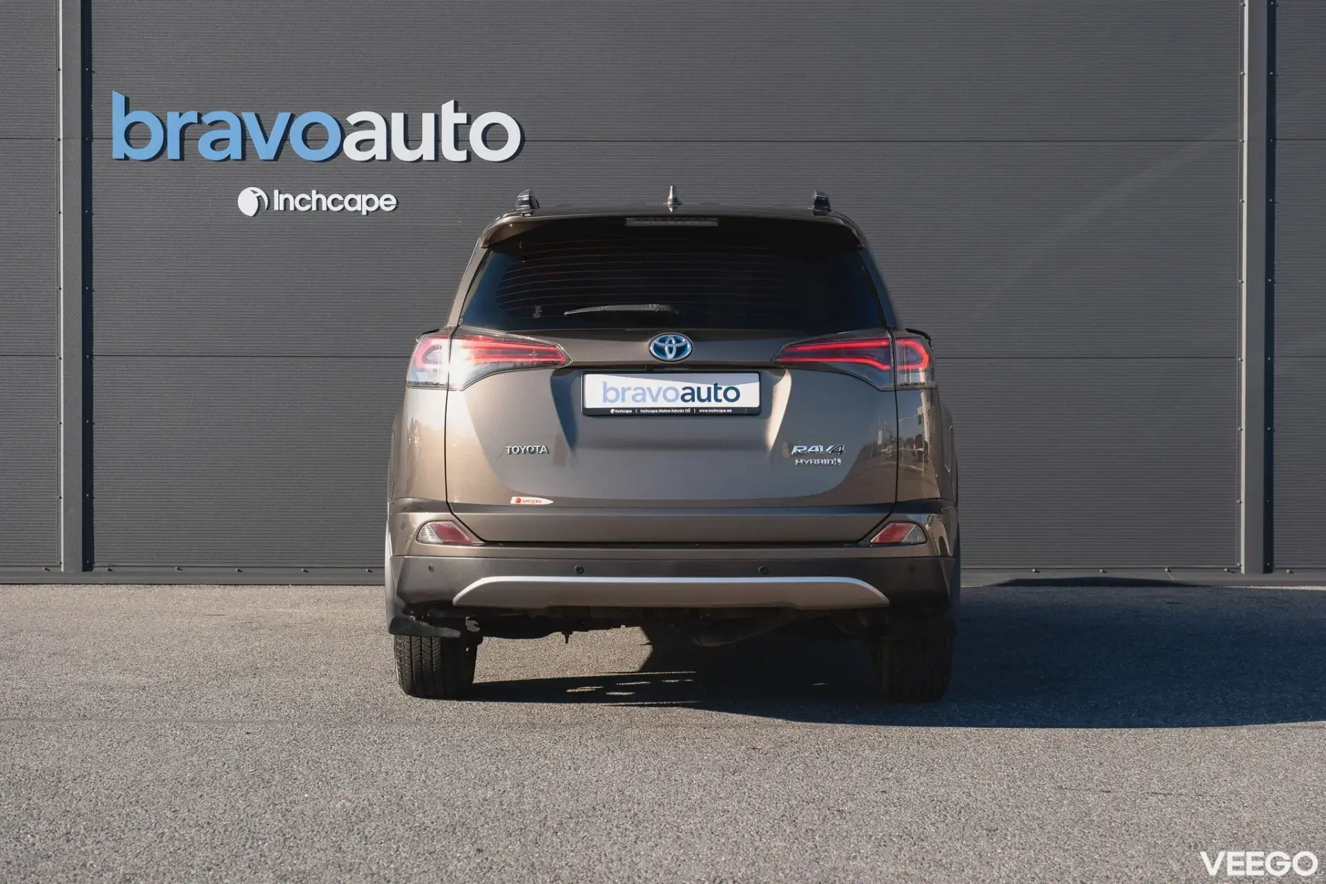Toyota RAV4 Luxury Hybrid 2.5 114kW