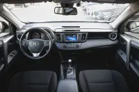 Toyota RAV4 Luxury Hybrid 2.5 114kW thumbnail