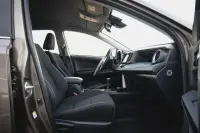 Toyota RAV4 Luxury Hybrid 2.5 114kW thumbnail