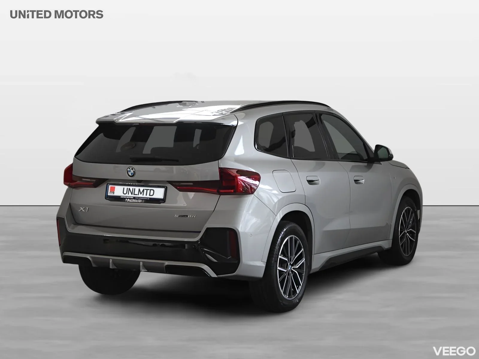 BMW X1 sDrive18i 4,95 ränta M Sport Drag H/K 18" AdptFarth
