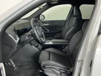 BMW iX1 xDrive30 4,95% M Sport Komfort Access Rattvärme thumbnail
