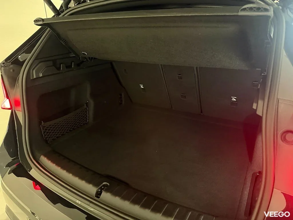 BMW iX1 xDrive30 M Sport Business Drag Innovation Adpt Farth